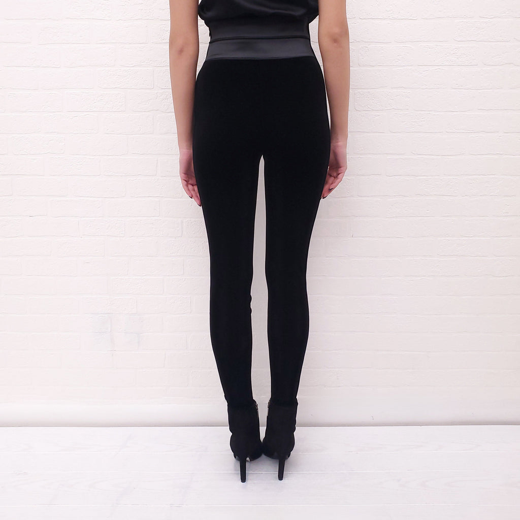 GIORGIO ARMANI VELVET LEGGING  WITH TUXEDO WAIST BAND & STIRUPS- SIZE 36